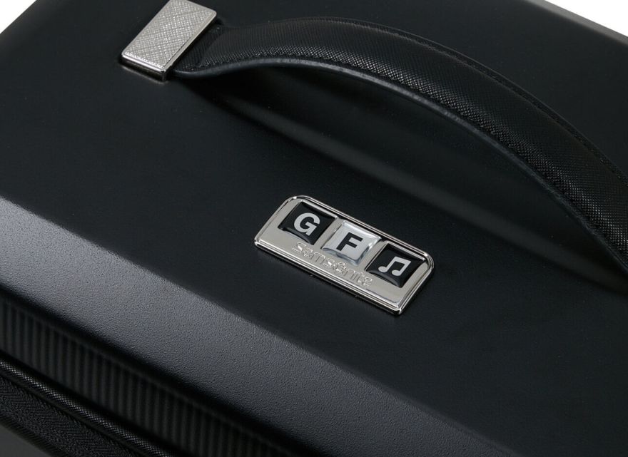 ЗРОБІТЬ БАГАЖ УНІКАЛЬНИМ