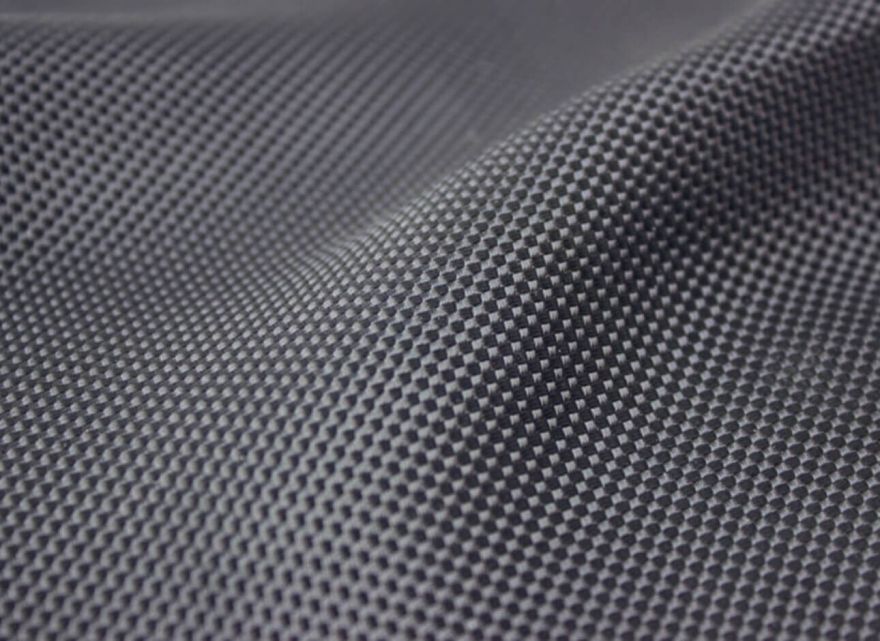 МІЦНА ТА ВИСОКОЯКІСНА ТКАНИНА